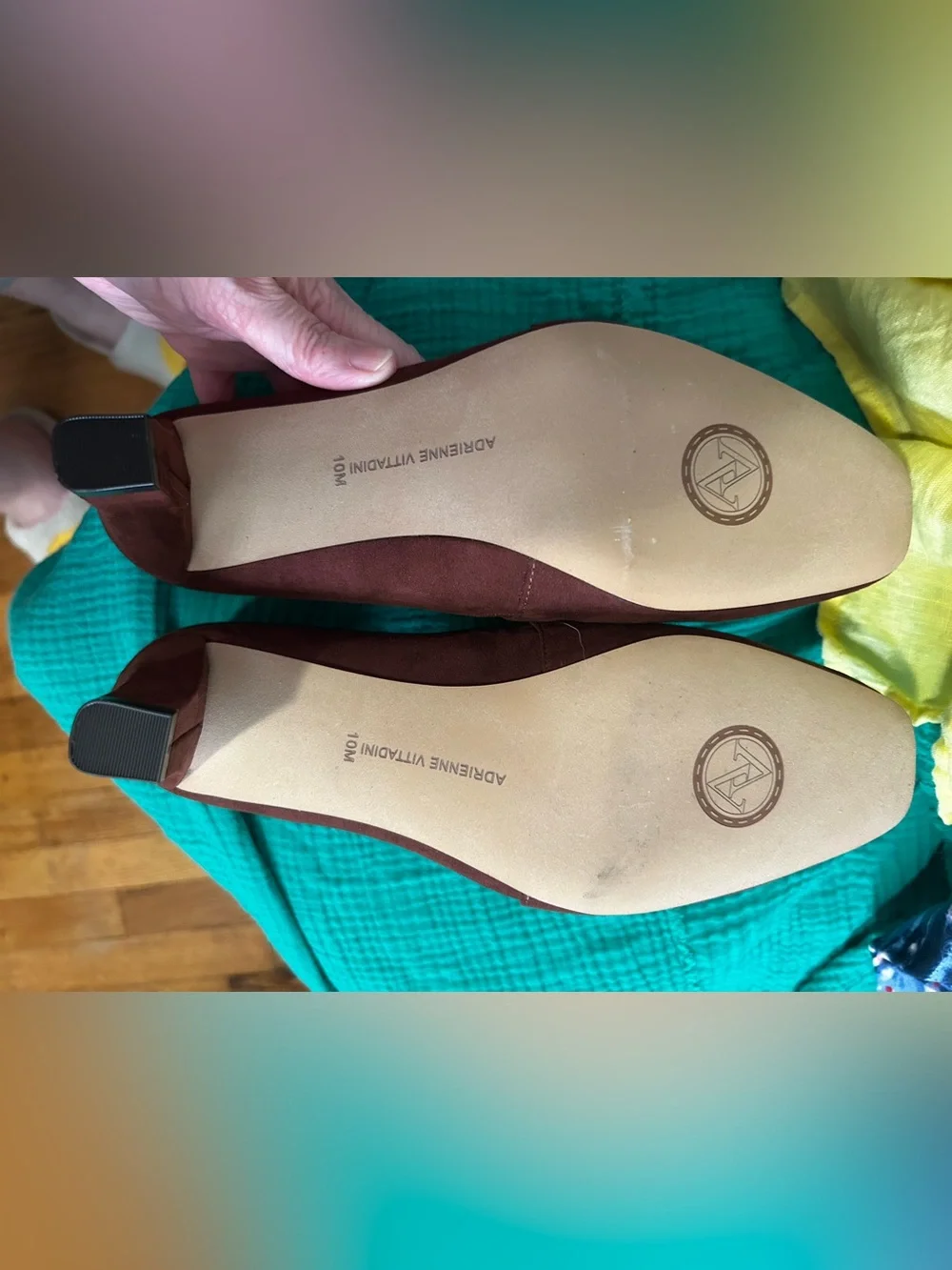Adrienne Vittadini elegant pointed